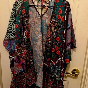 New with tags Paisley Grace kimono
